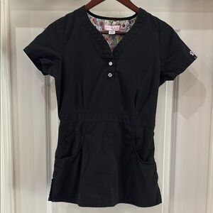 Koi Black Scrub Top xs
